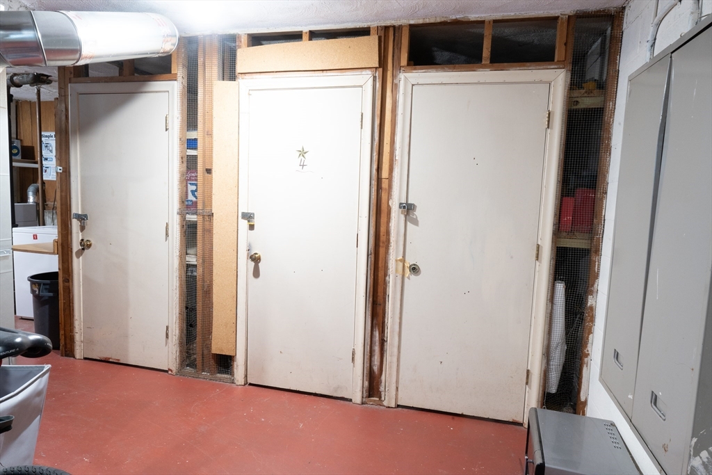 41 Davis Ave, Norwood