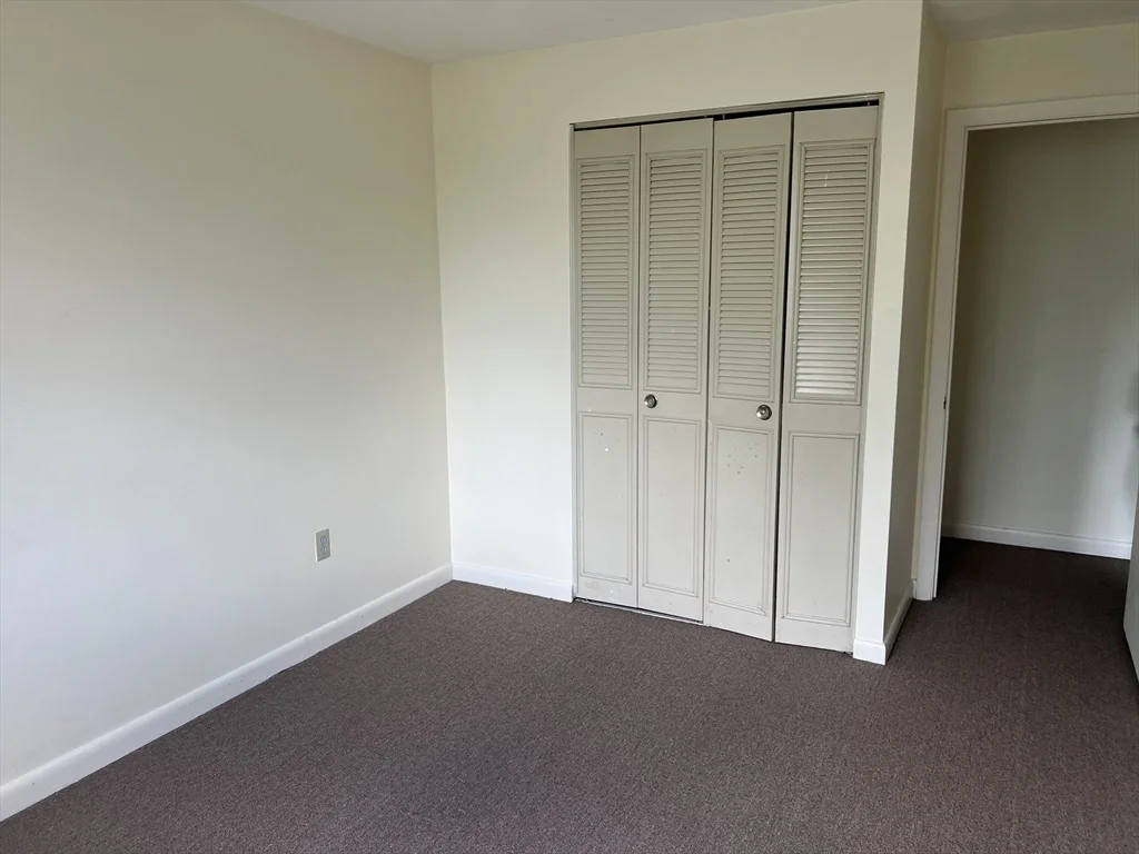 900 Governors Park, Winthrop