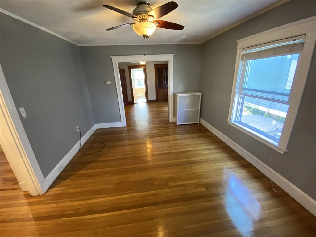 31 Pierce Ave, Dorchester