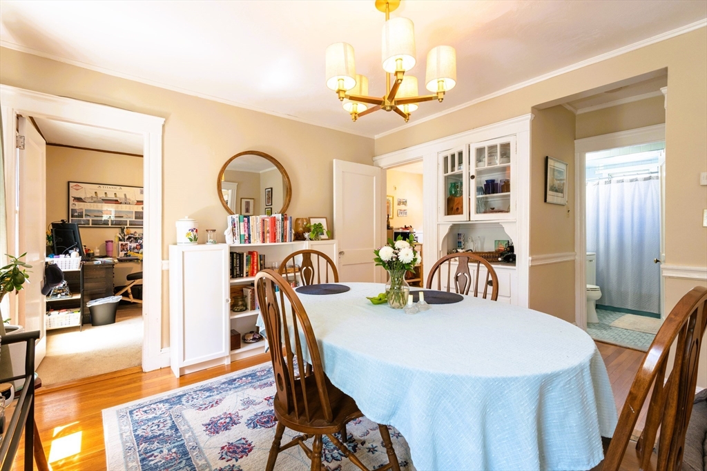 60 Clewley Rd, Medford