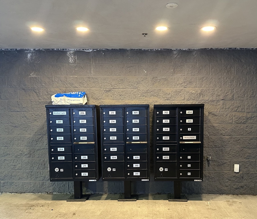 932 Broadway, Chelsea