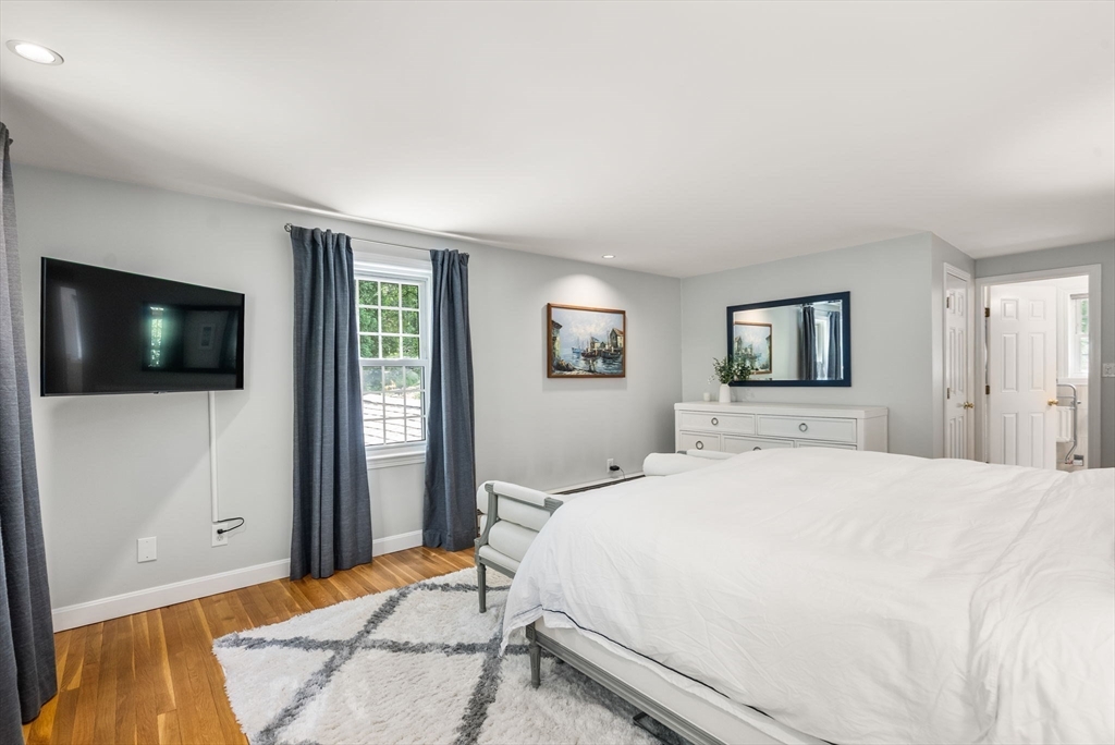 26 Cedar Hill Rd, Dover