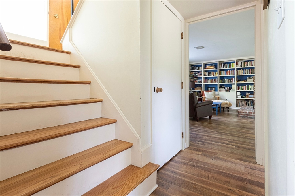 7 Partridge Rd, Lexington