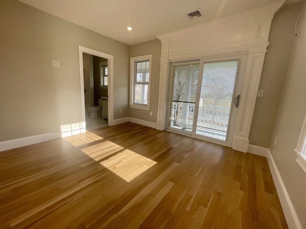 1166 Fellsway, Malden