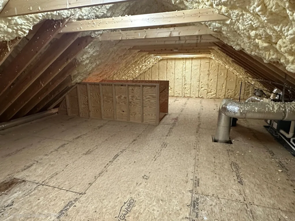 53 Old Mystic St, Arlington