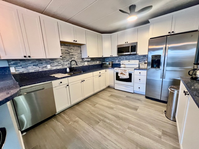 881 Broadway, Everett