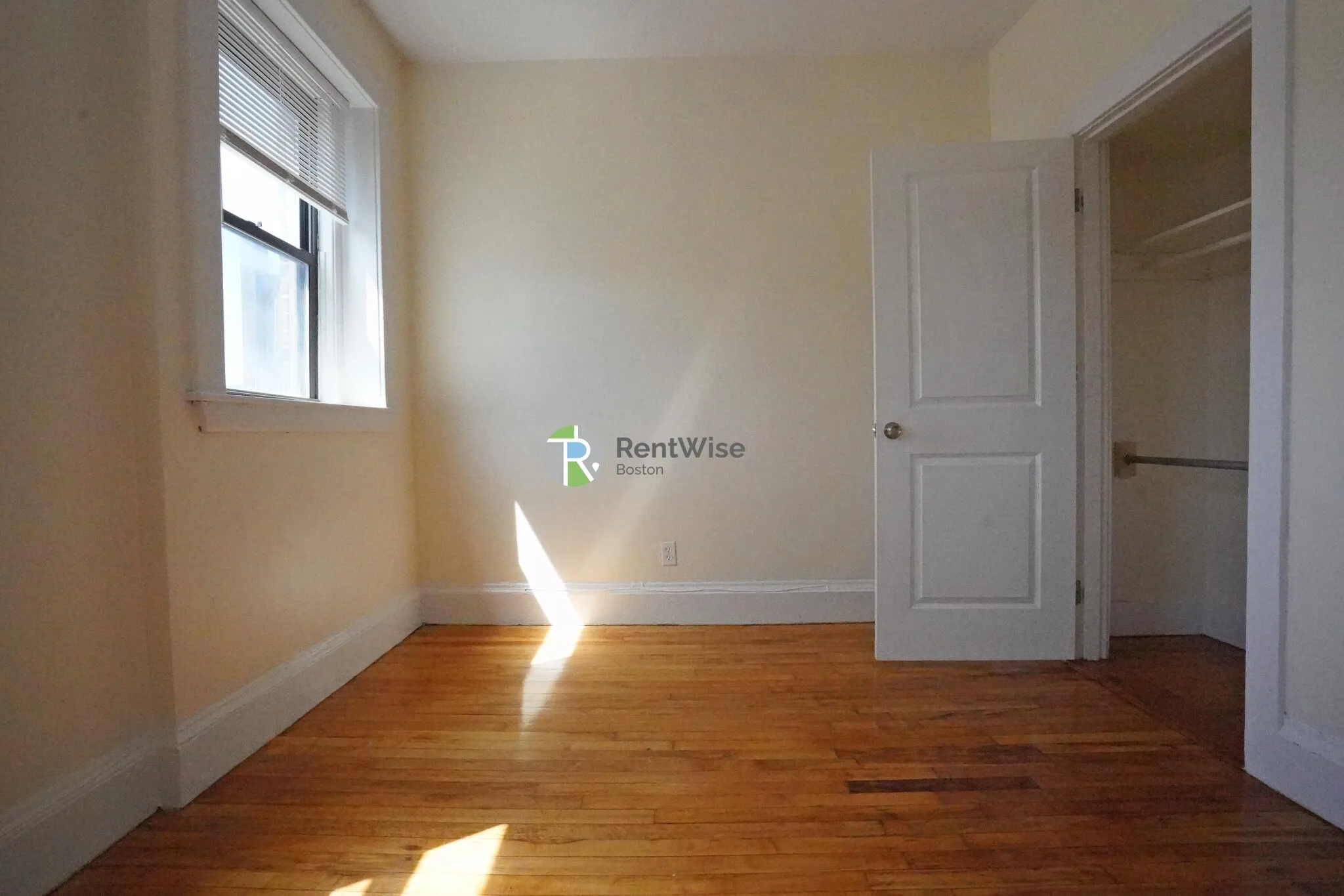 1212 Commonwealth Ave, Brighton