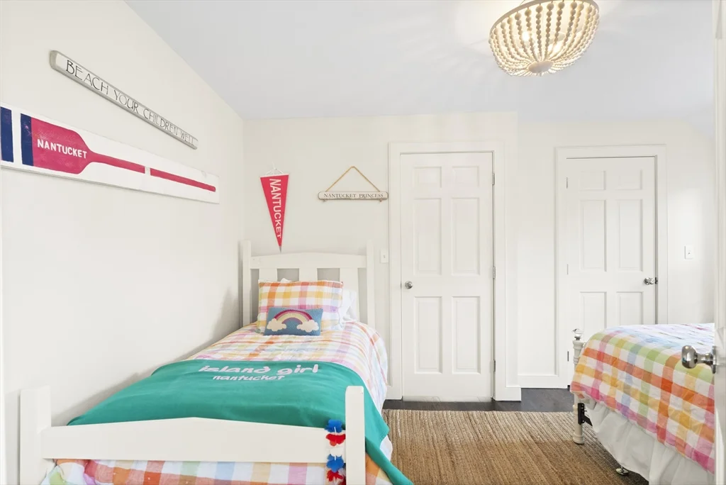 2 Drew Ln, Nantucket