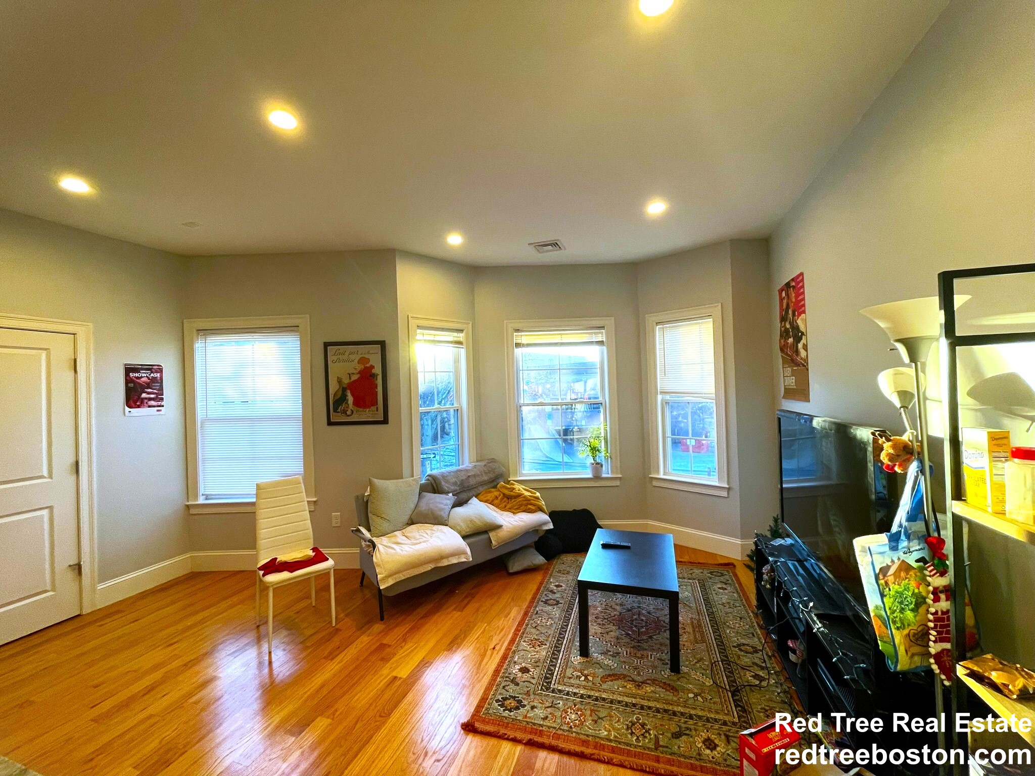 8 Islington St, Allston