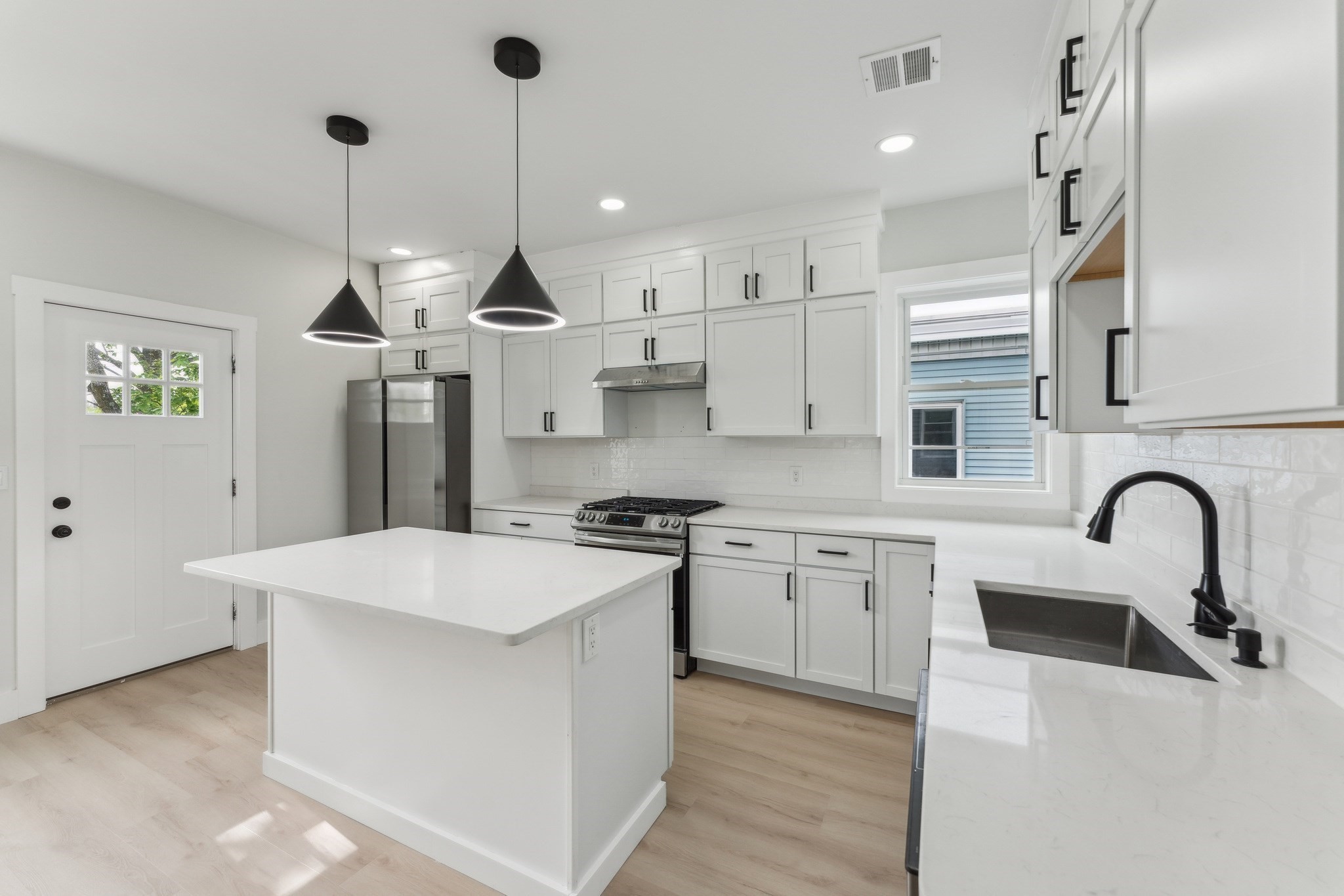 47 Brackett, Brighton