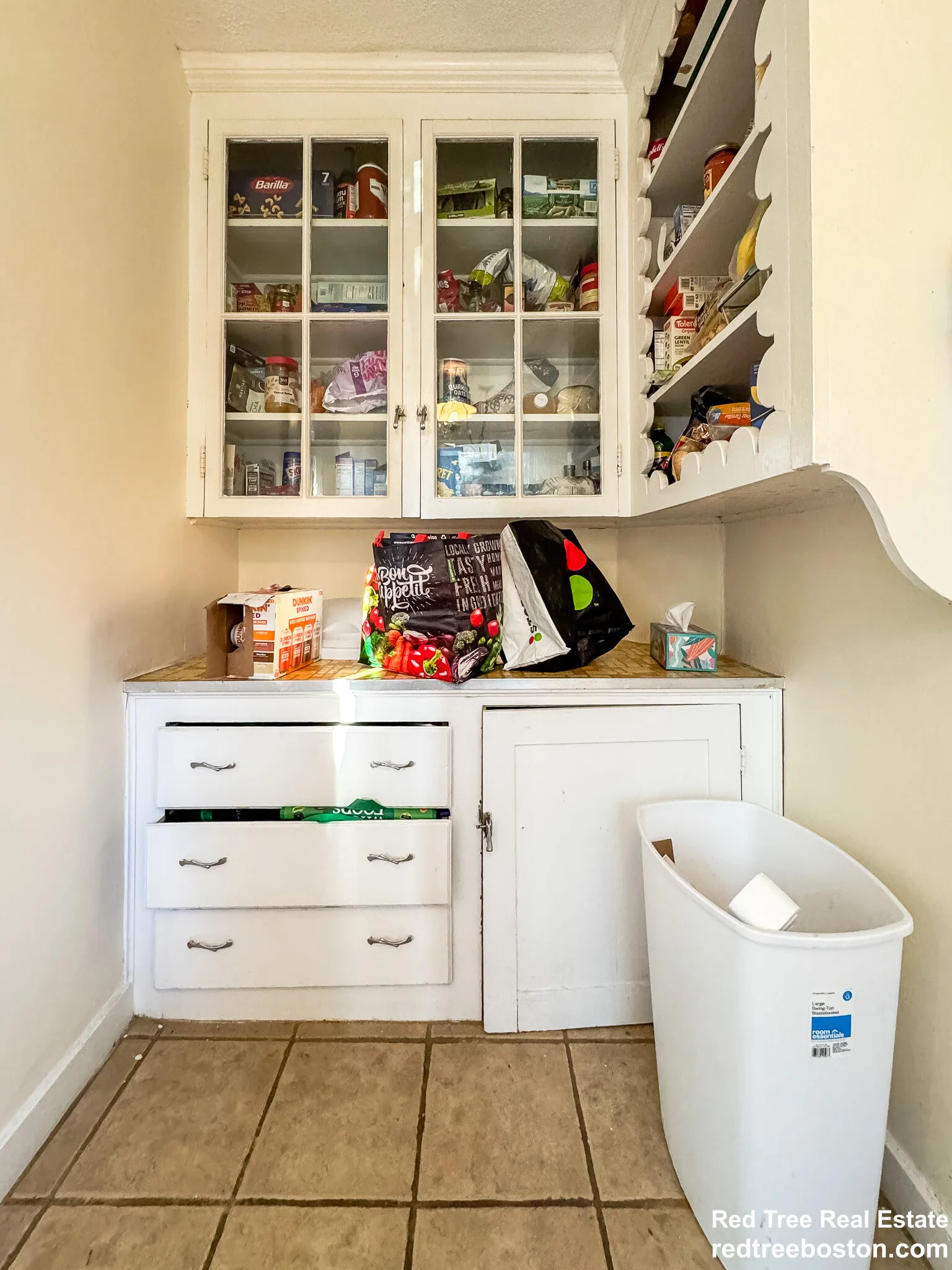 28 Manet Rd, Chestnut Hill