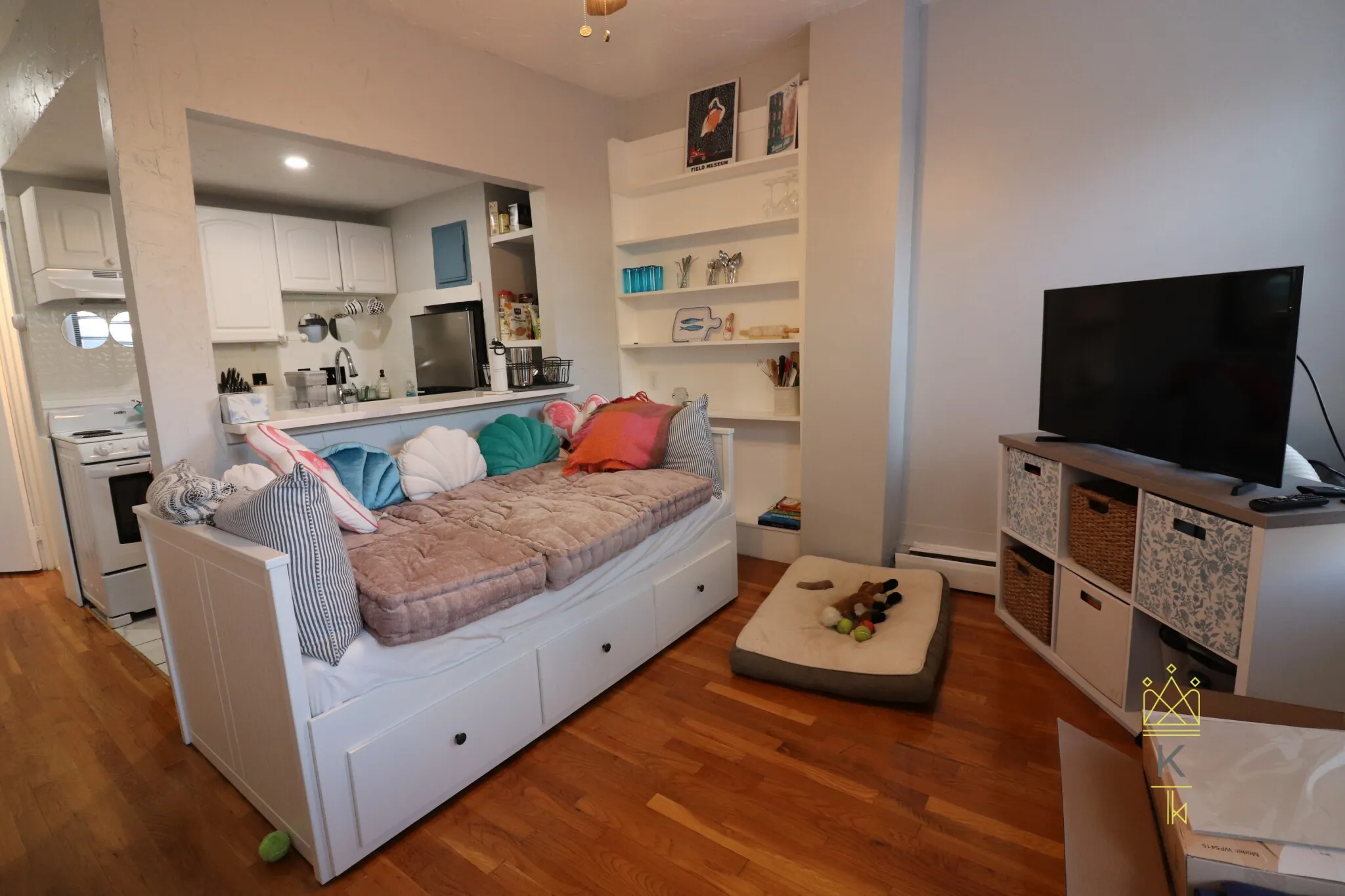39 Irving St, Beacon Hill