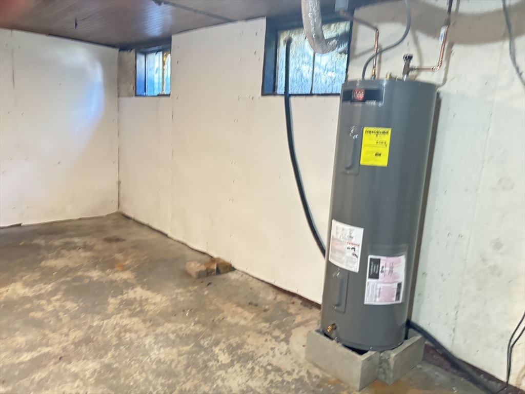 219 Arlington St, Framingham