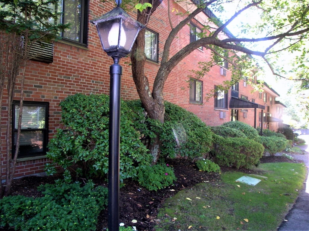 1323 Worcester Rd, Framingham