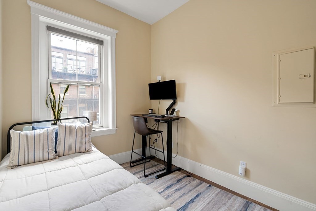 70 Waltham St, South End