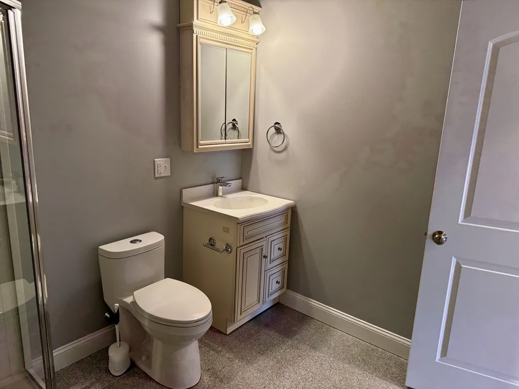 722 Lowell St, Peabody