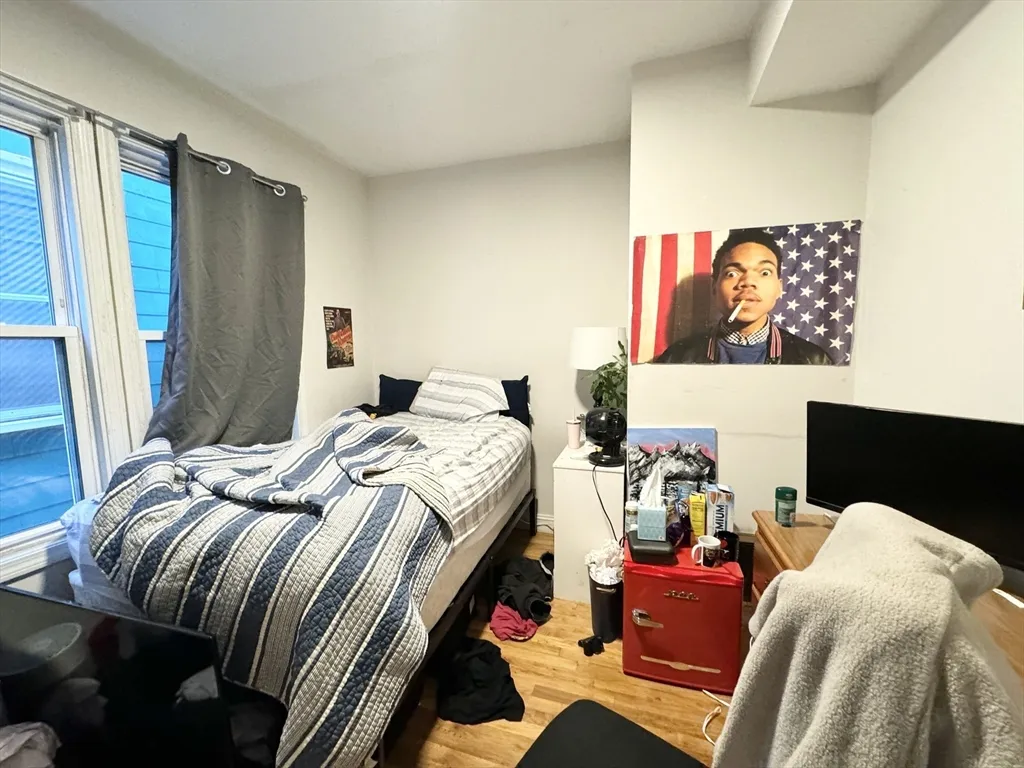 733 Parker St, Mission Hill