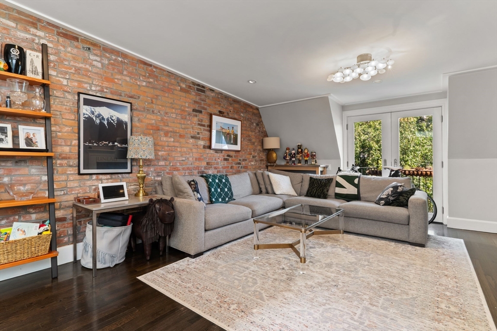 21 Appleton St, South End