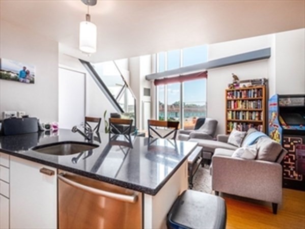 1 Earhart, East Cambridge