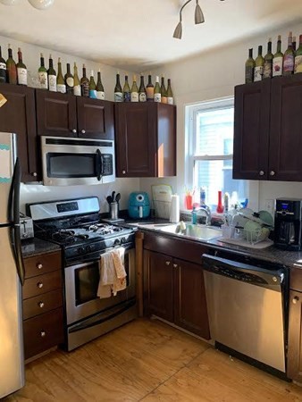 86 Fellsway, Somerville