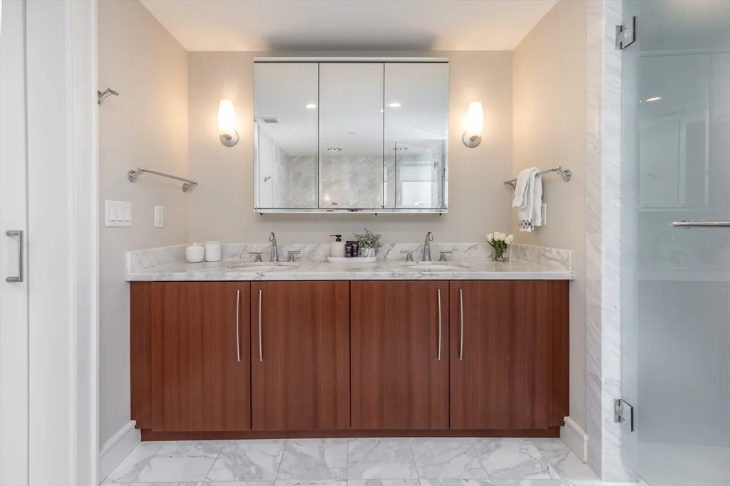 4 Battery Wharf, North End