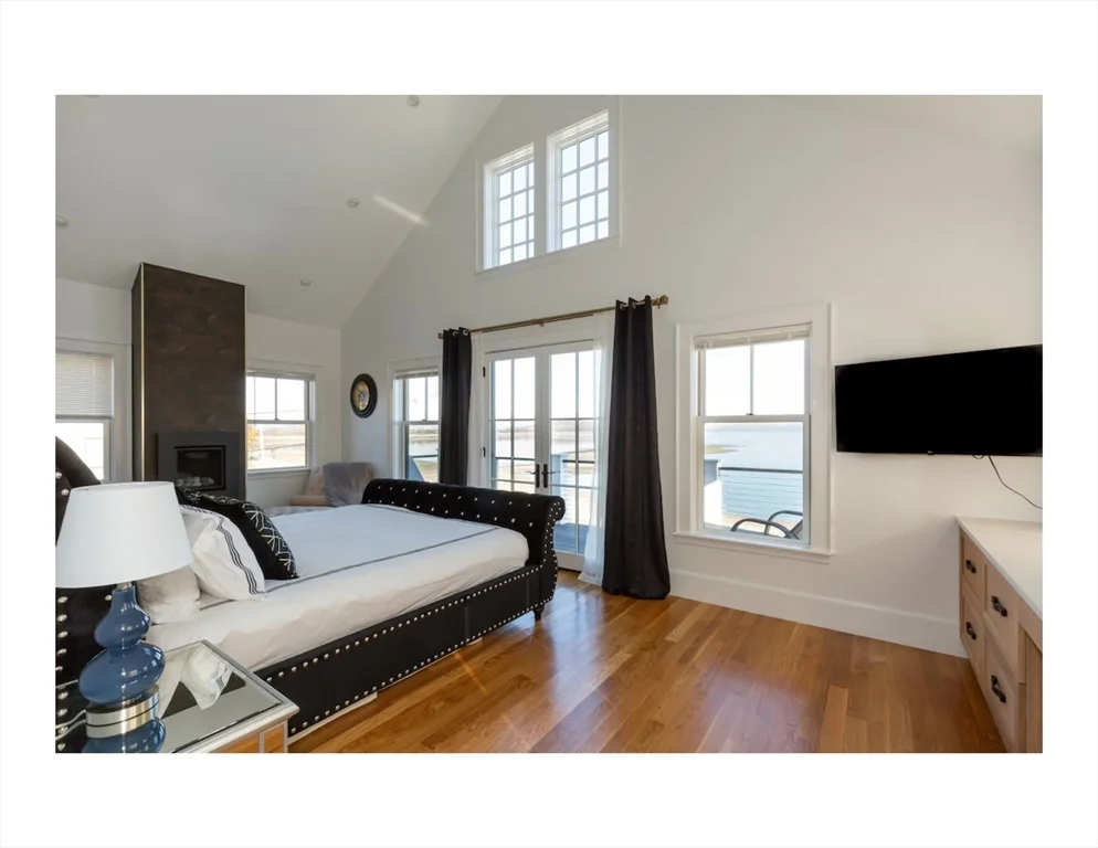 153 Bayside Rd, Quincy