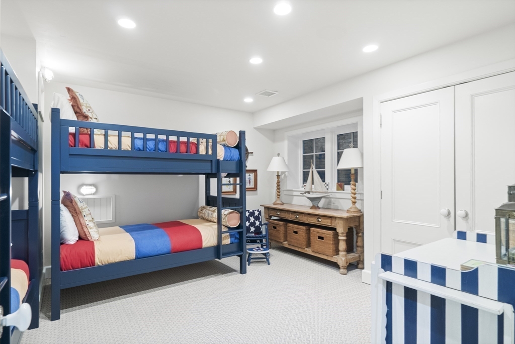 63 Baxter Rd, Siasconset