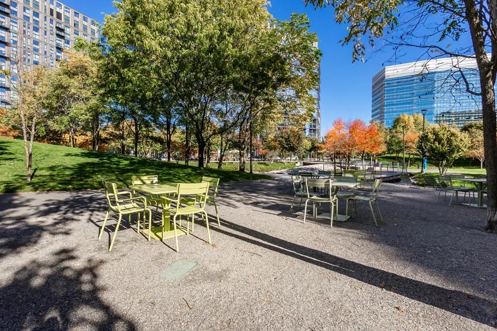 10 Museum Way, East Cambridge