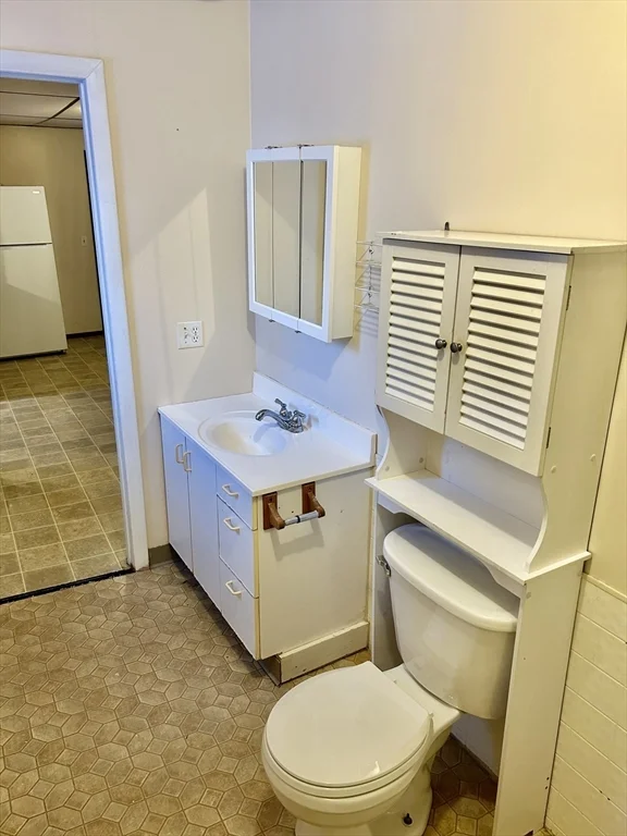 331-333 E Main St, Orange