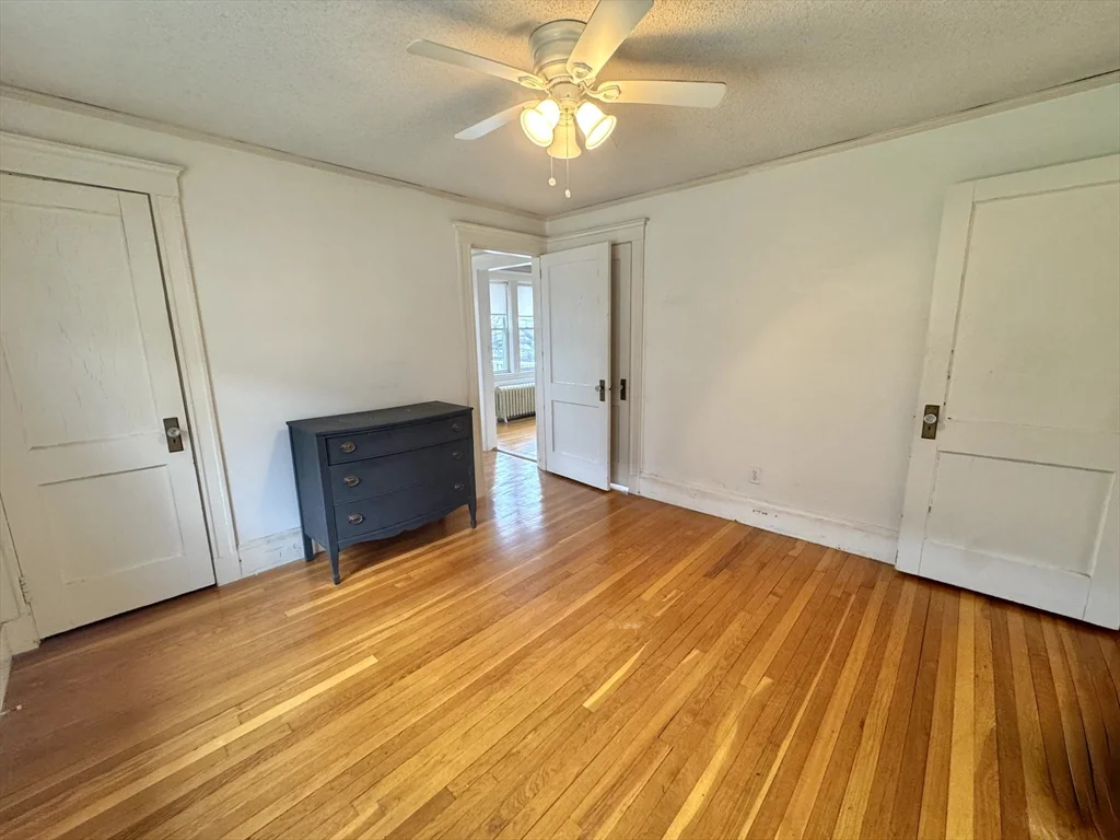 35 Flett Rd, Belmont