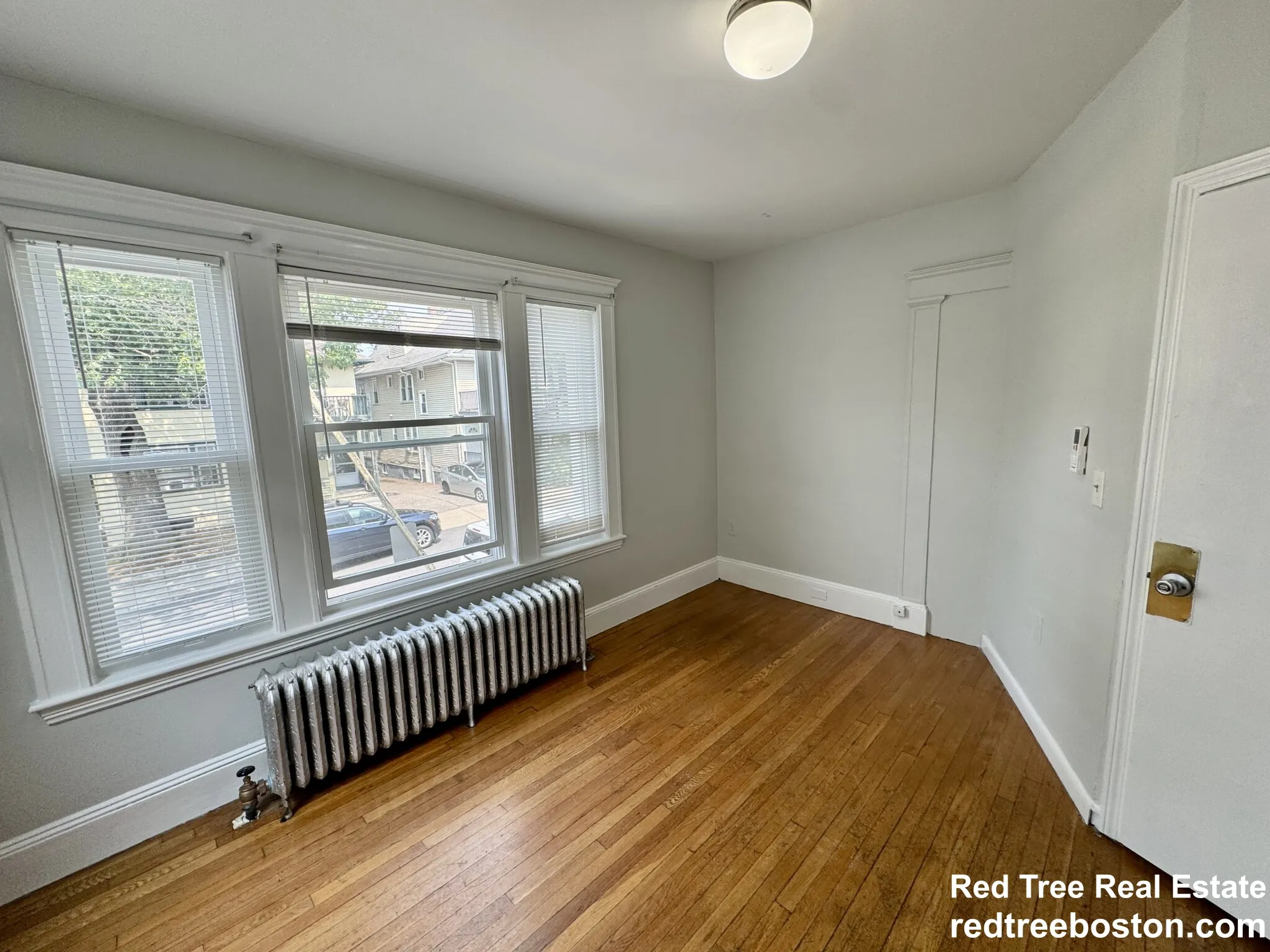 28 Boulevard Ter, Allston