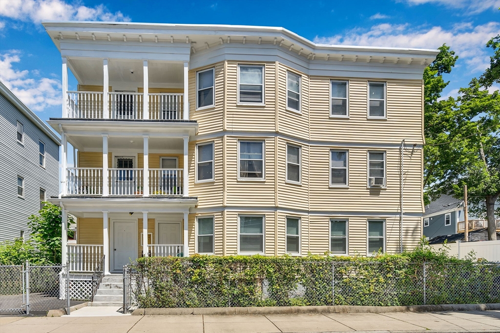 25 Middleton St, Dorchester