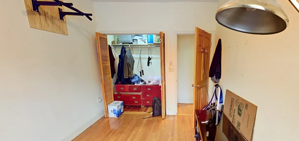 1406 Beacon St, Corey Hill