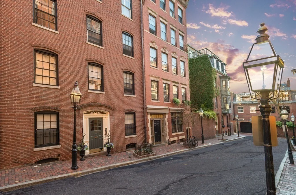 130 Myrtle St, Beacon Hill