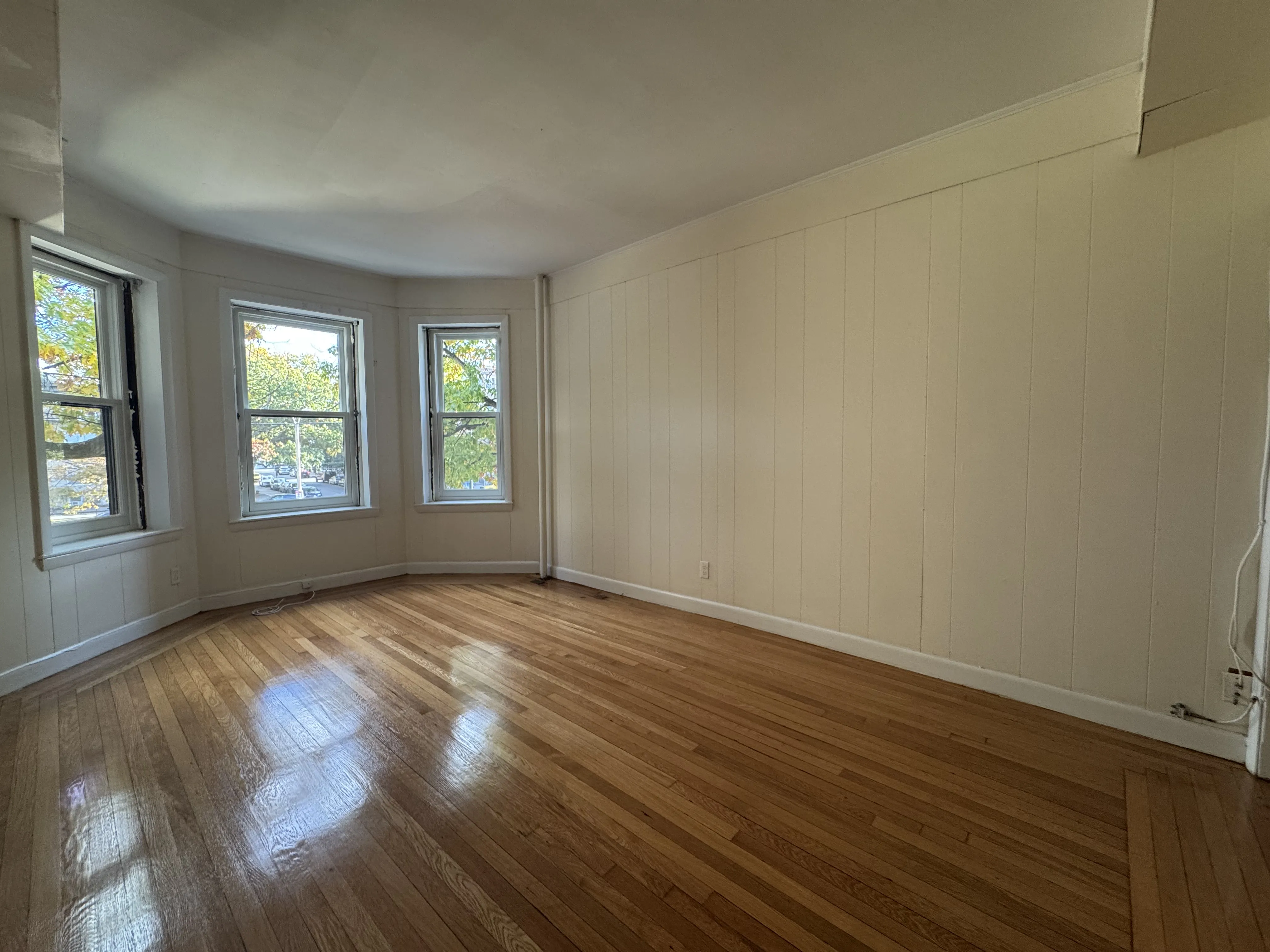 1133 Commonwealth Ave, Brighton