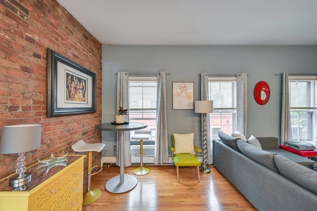 24 Bradford St, South End