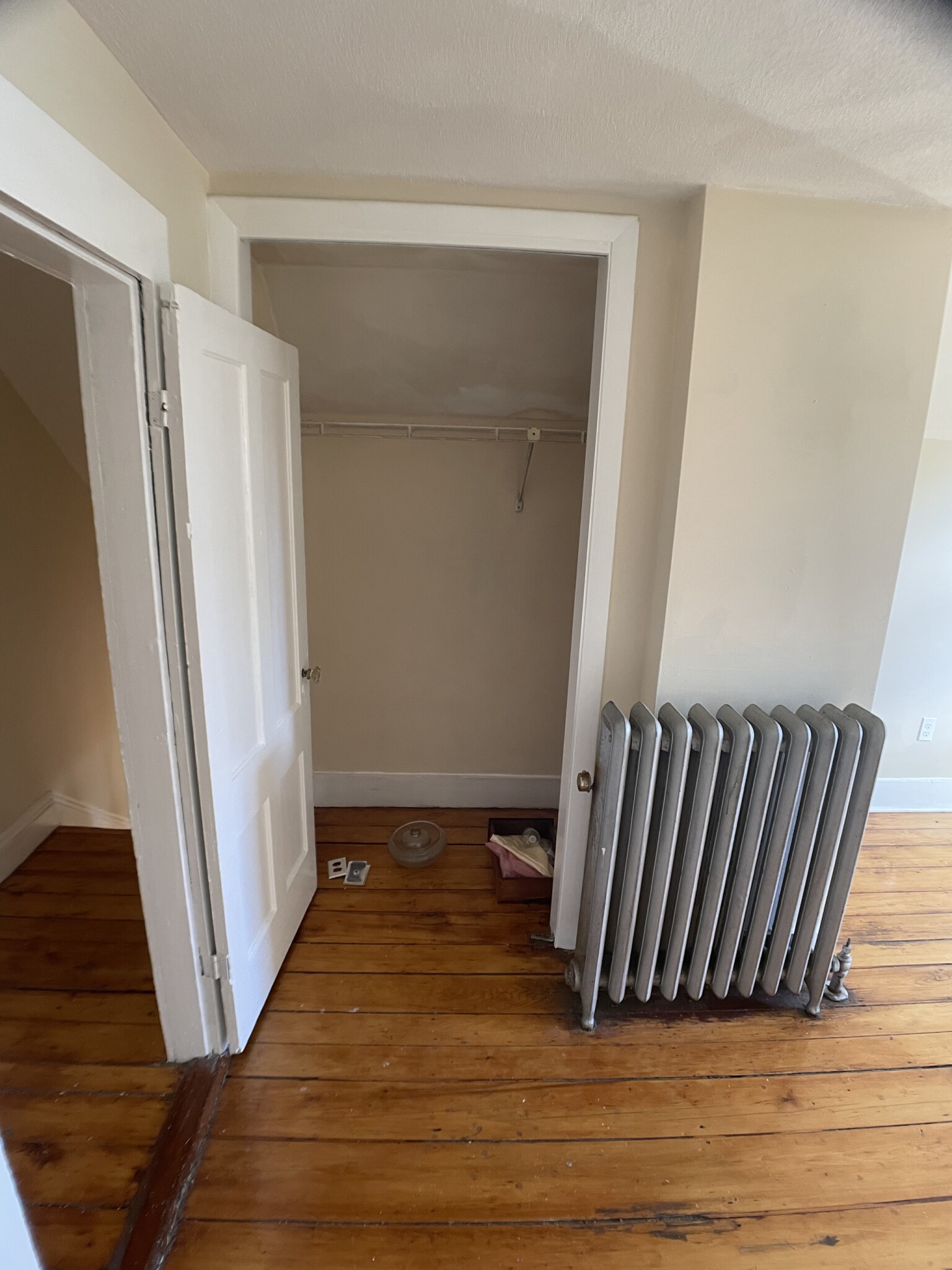 11 Clarendon Ave, Teele Square