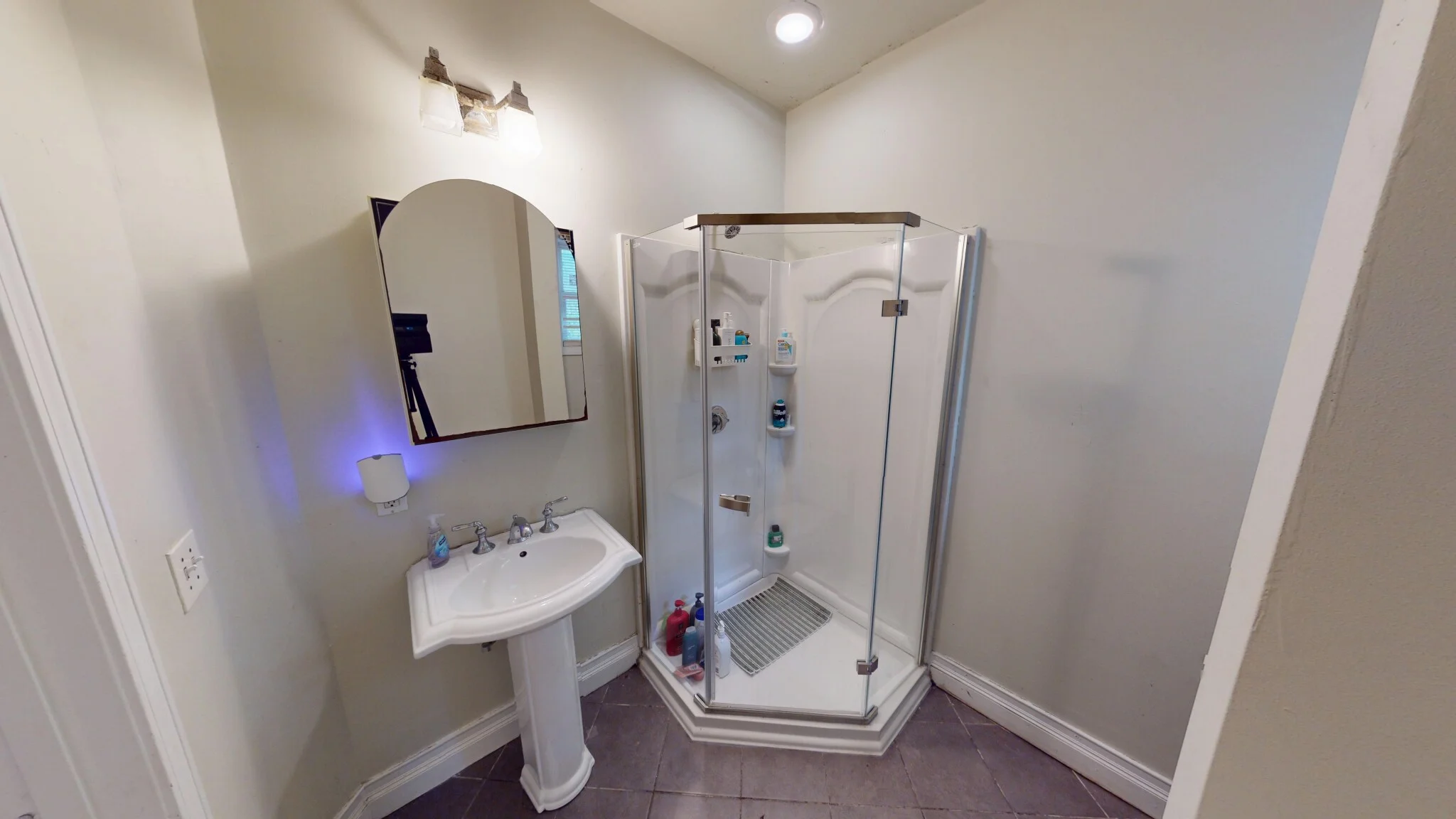 48 Alleghany St, Mission Hill