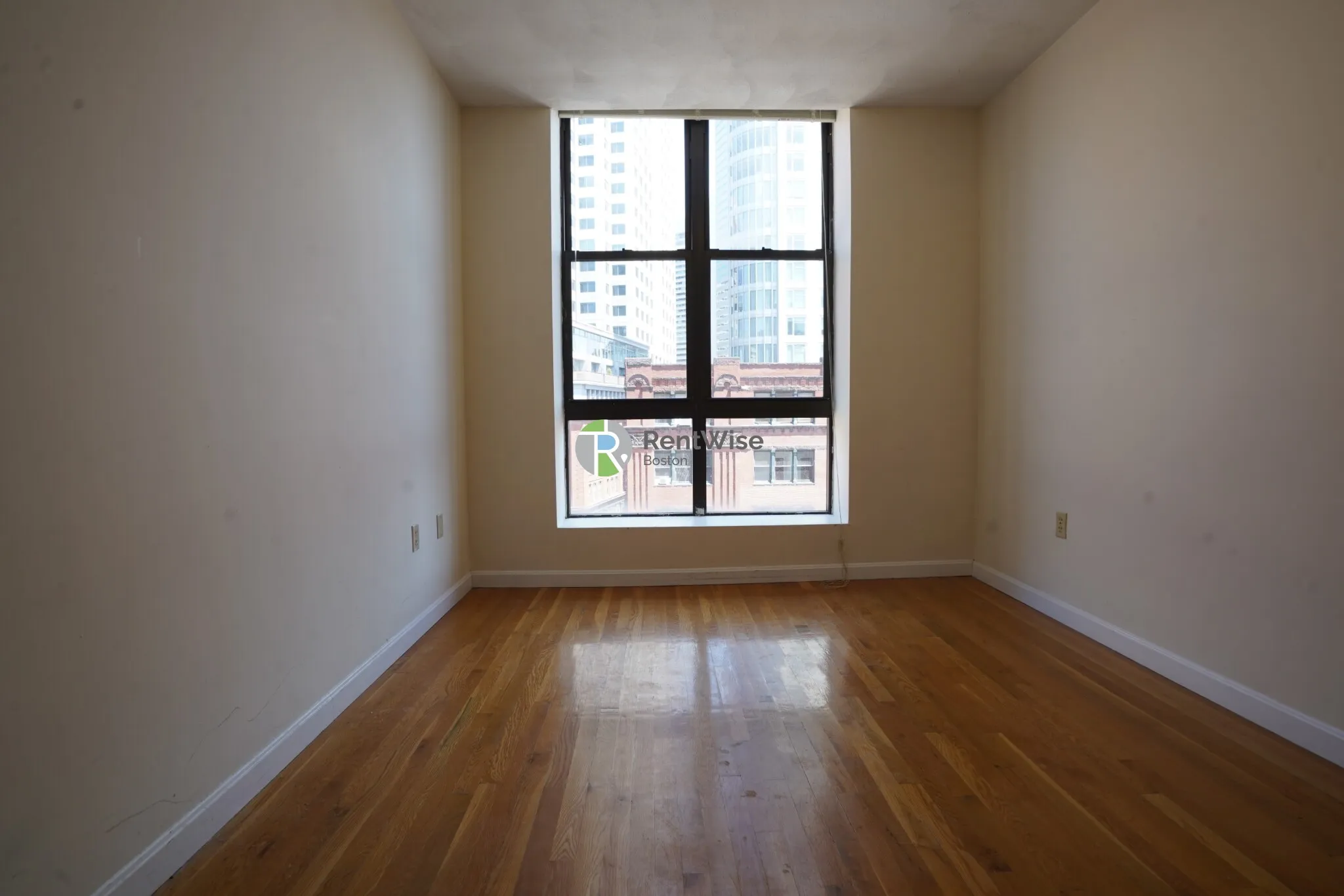 81 Essex St, Chinatown