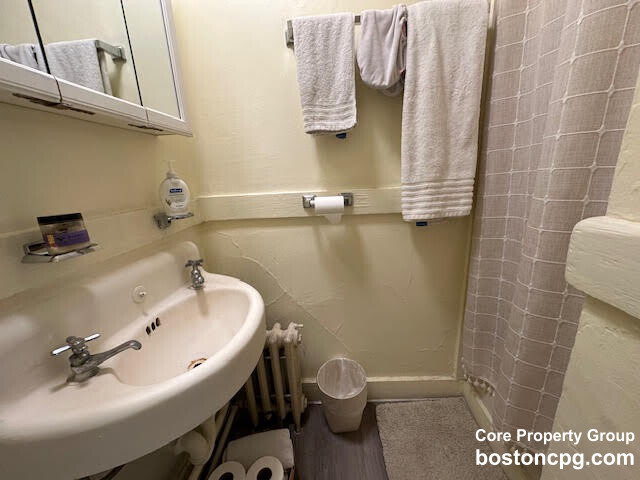 90 Myrtle St, Beacon Hill