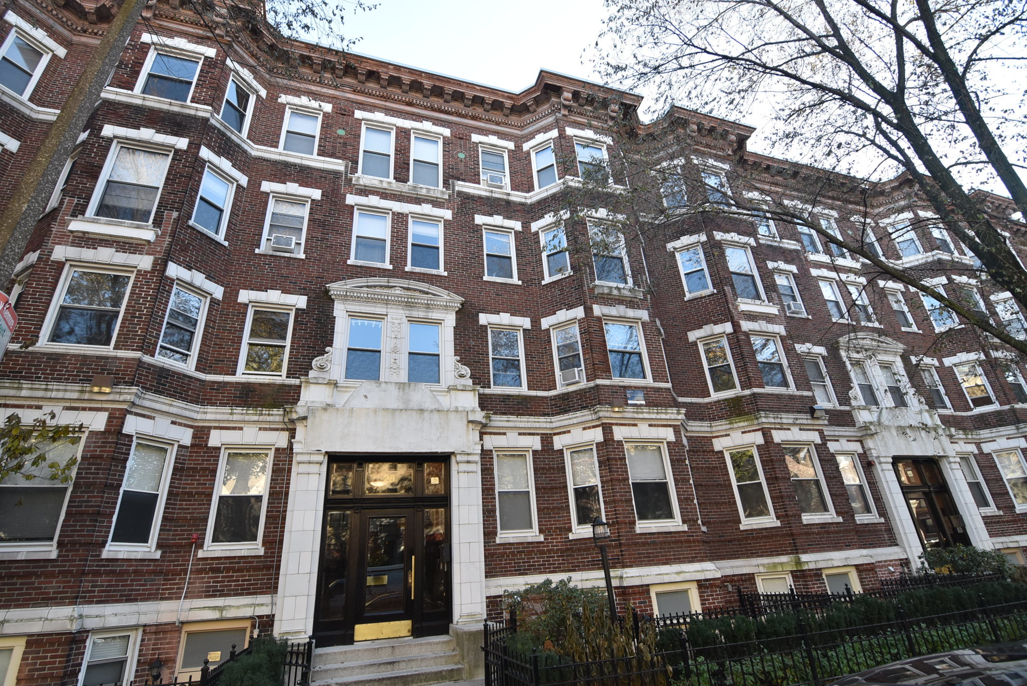 28 Queensberry St, Fenway