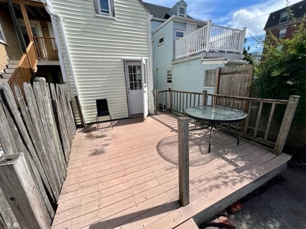 221 W 2nd St, South Boston