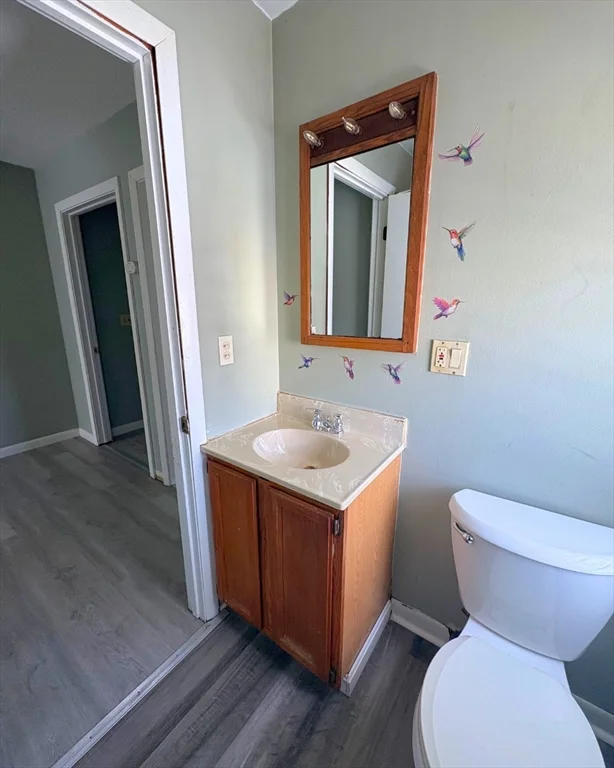 16 Harvard St, Chicopee