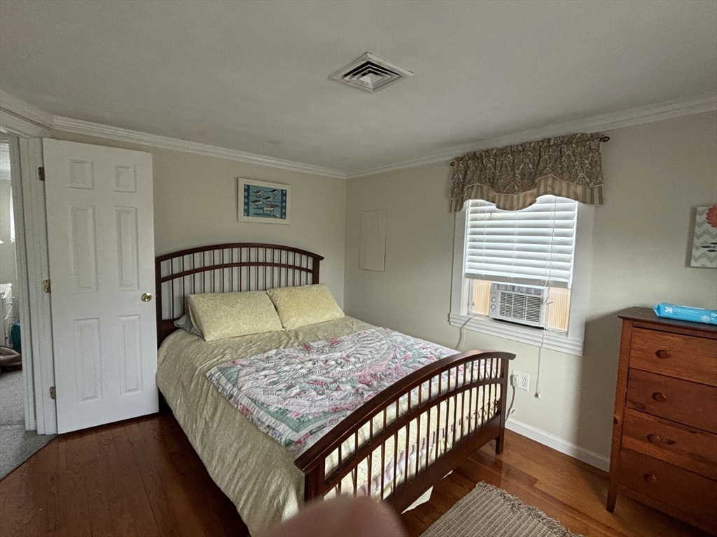 76 Bayberry Rd, Marshfield