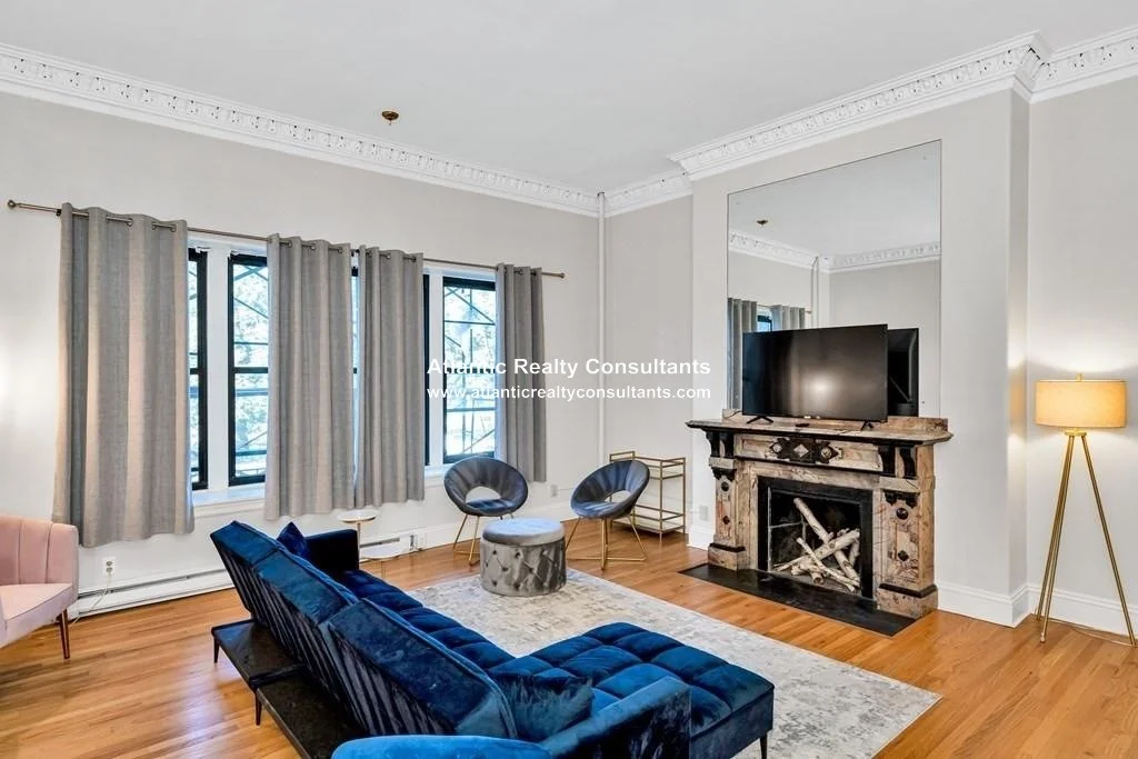 140 Beacon St, Back Bay