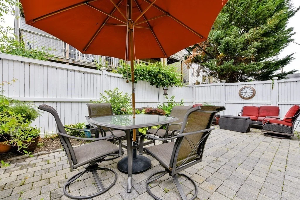 2 Monks St, South Boston