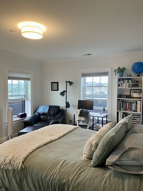 728 East Broadway, South Boston