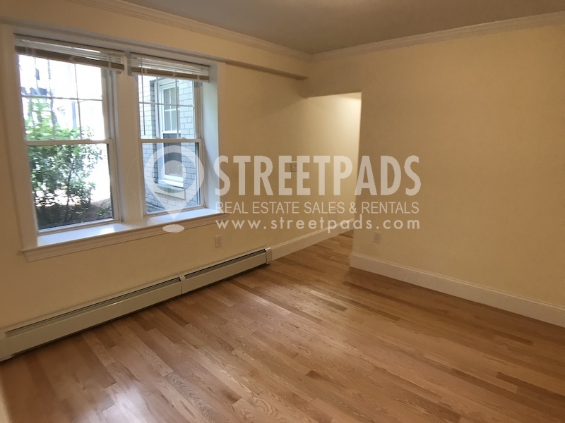 100 Kilsyth Rd, Brighton