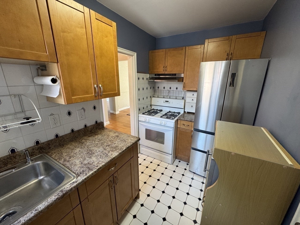 79 Sutherland Rd, Brighton