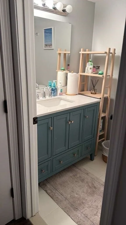 212 Carriage Ln, Taunton